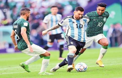 [NBA]阿夫迪亚突破高抛 罗威旱地拔葱空接暴扣