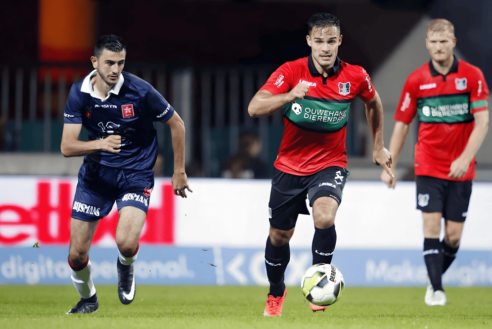 管理层陷入 管理层陷入