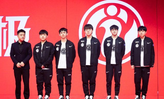 郭艾伦和赵 郭艾伦和赵